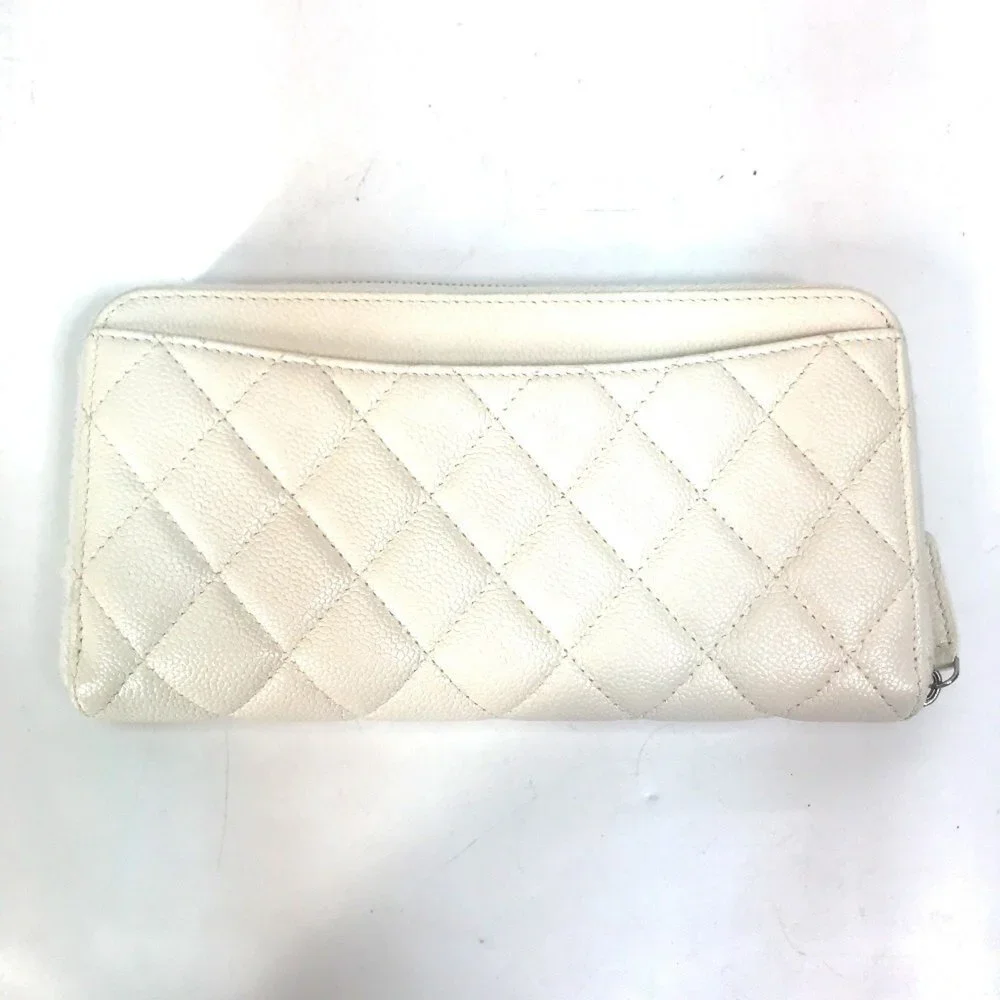 CHANEL White Caviar Leather Logo Wallet